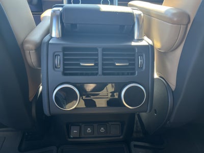 2024 Land Rover Discovery Dynamic SE