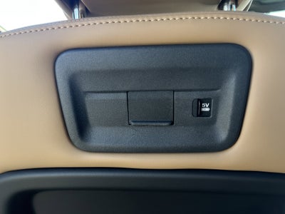 2024 Land Rover Discovery Dynamic SE