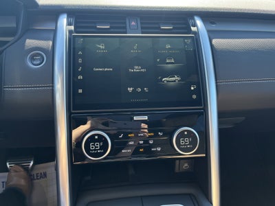 2024 Land Rover Discovery Dynamic SE