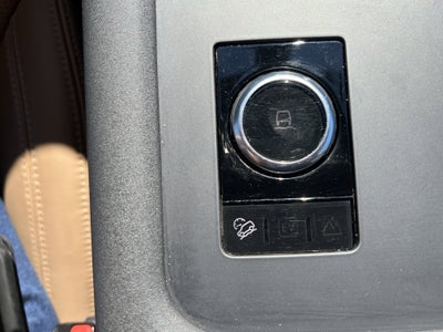 2024 Land Rover Discovery Dynamic SE