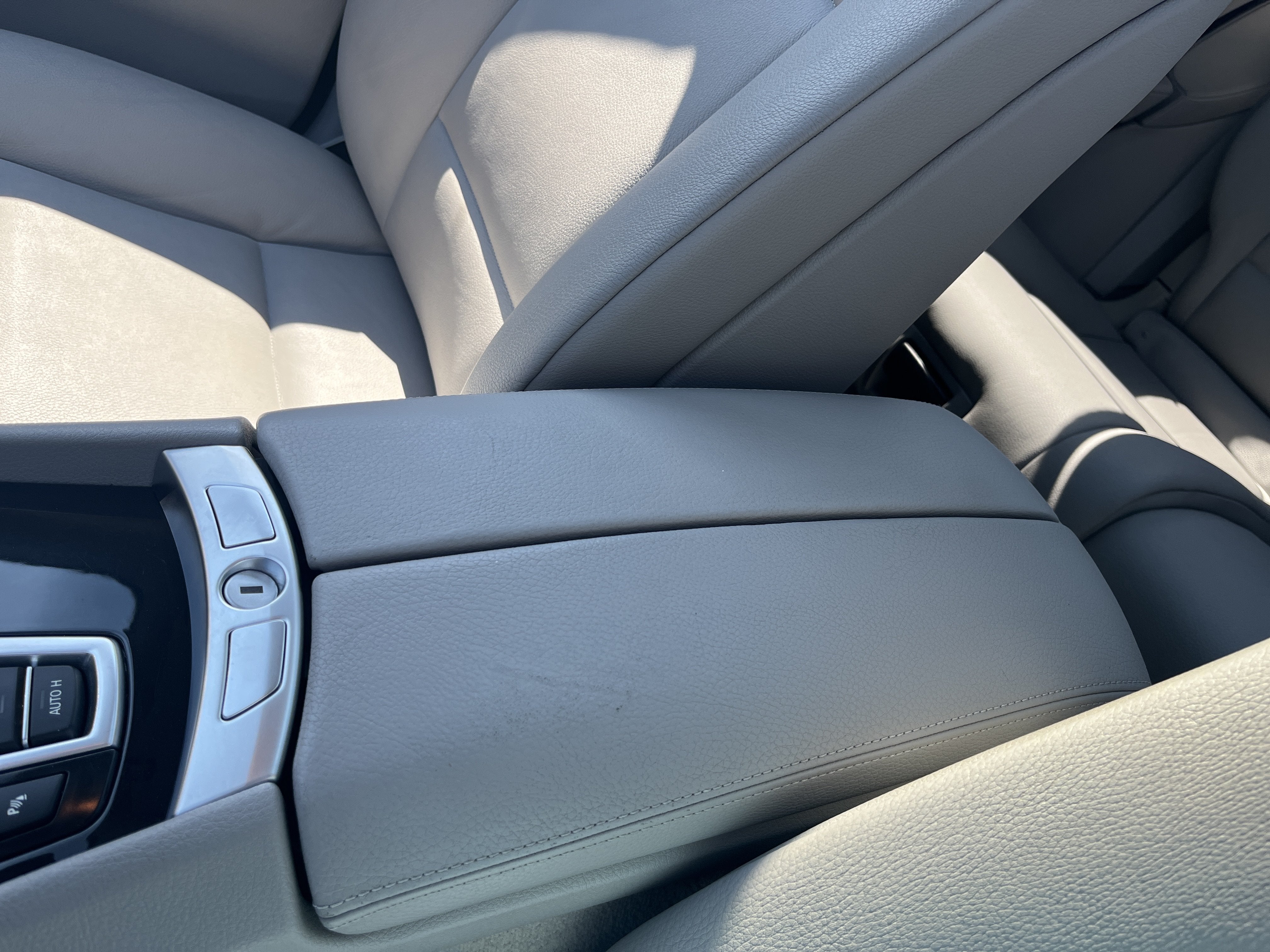 2010 BMW 5 Series Gran Turismo 550i xDrive