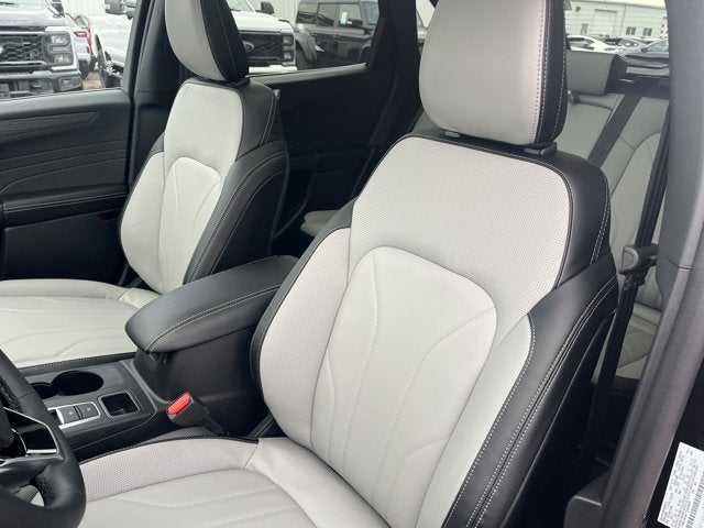 2026 Ford Escape Platinum