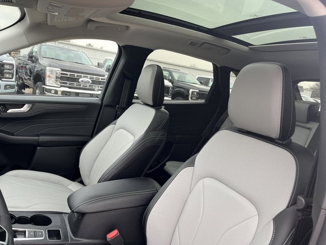 2026 Ford Escape Platinum