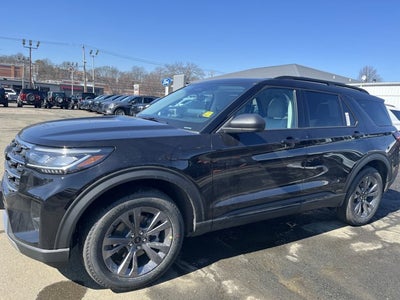 2026 Ford Explorer Active w/200A Pkg
