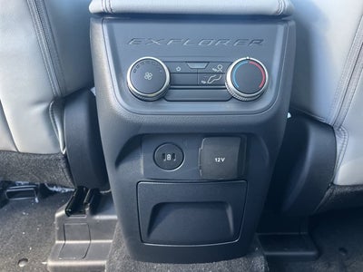 2027 Ford Explorer Active w/200A Pkg