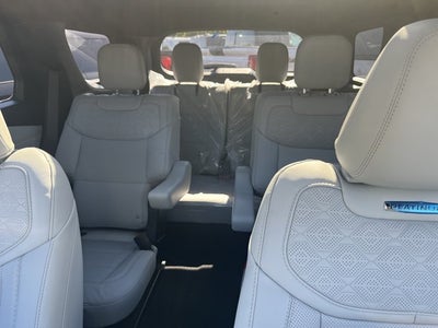 2027 Ford Explorer Platinum