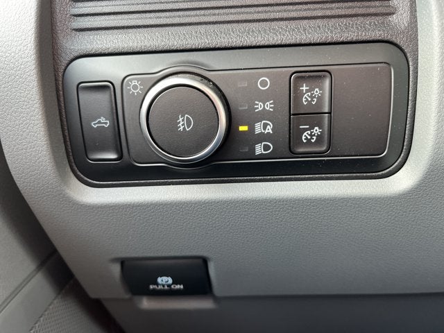 2027 Ford Super Duty F-250 SRW XL
