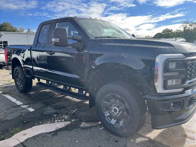 2027 Ford Super Duty F-250 SRW XL