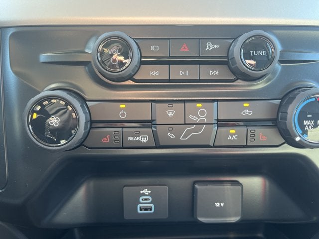 2027 Ford Super Duty F-250 SRW XLT