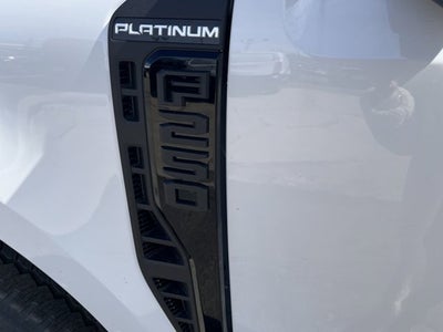 2026 Ford Super Duty F-250 SRW Platinum