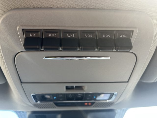 2026 Ford Super Duty F-350 SRW 5B