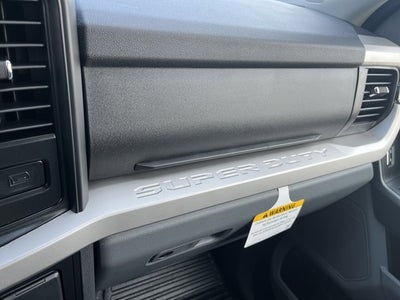 2026 Ford Super Duty F-350 SRW XLT