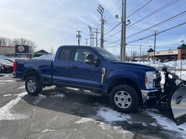 2026 Ford Super Duty F-350 SRW XLT