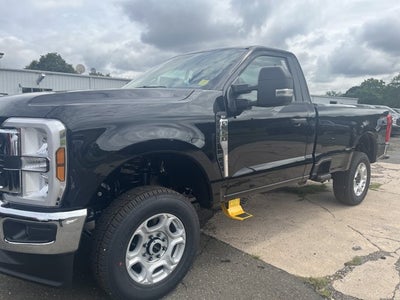 2026 Ford Super Duty F-350 SRW F-350® XLT