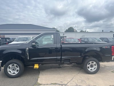2026 Ford Super Duty F-350 SRW F-350® XLT