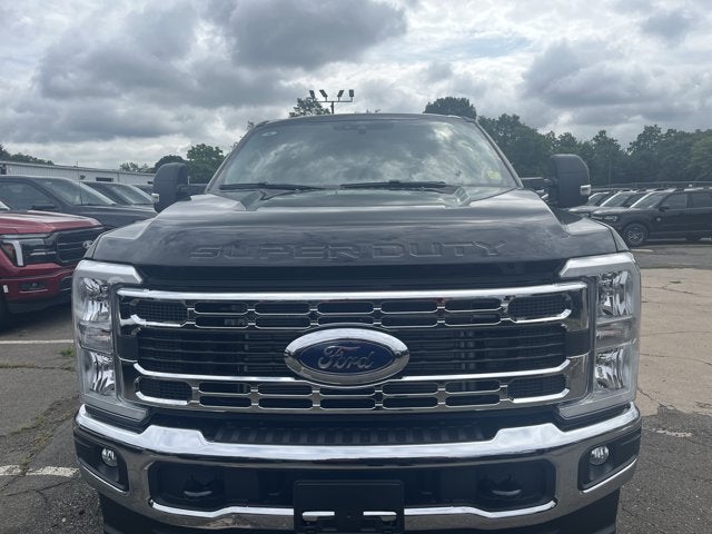 2026 Ford Super Duty F-350 SRW F-350® XLT
