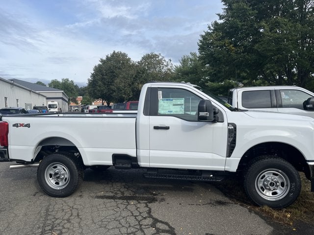 2026 Ford Super Duty F-350 SRW F-350® XL