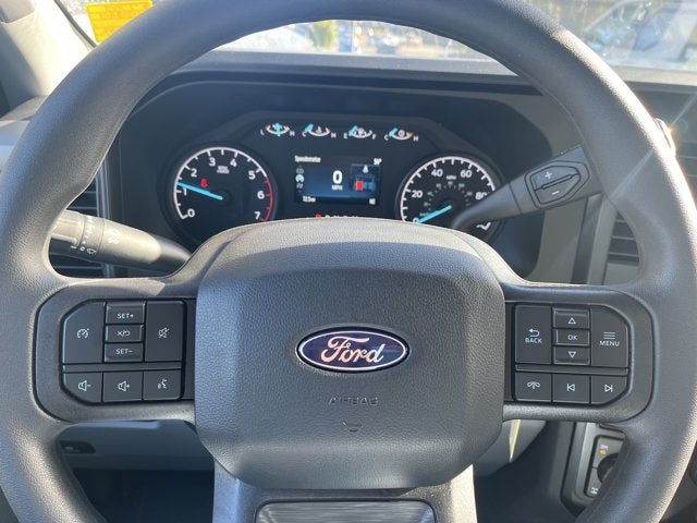 2027 Ford Super Duty F-350 SRW F-350® XLT