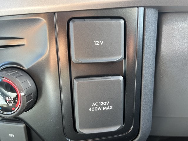 2027 Ford Super Duty F-350 SRW F-350® XLT