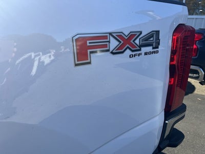 2027 Ford Super Duty F-350 SRW F-350® XLT