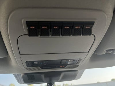 2025 Ford Super Duty F-350 SRW XL