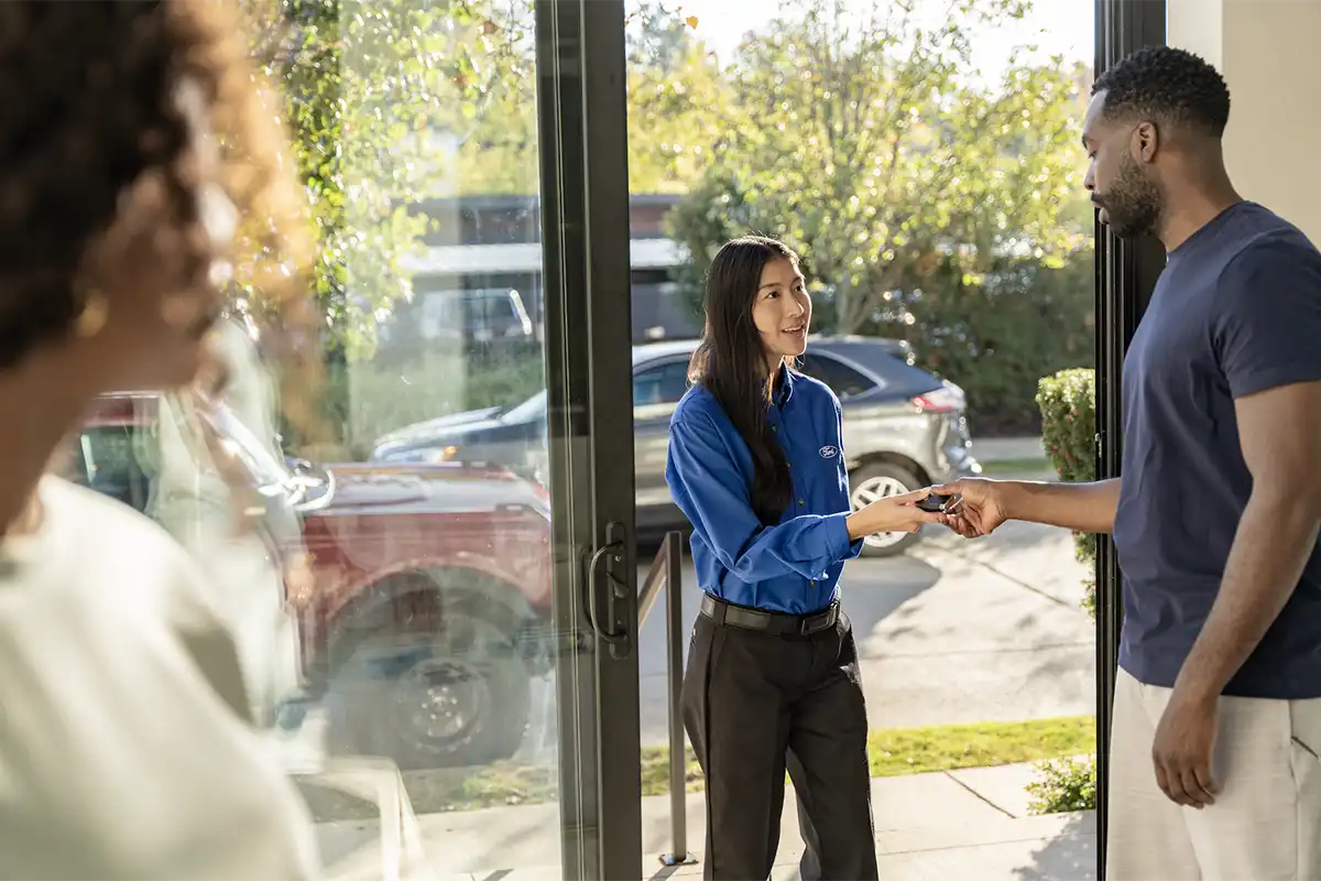 Bob Thomas Ford Inc in Hamden CT